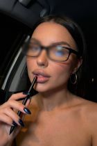 Вика, индивидуалка